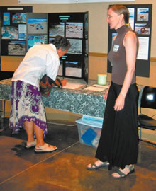 Frazer speaks about marine debris during a conservation program in July at Hanauma Bay. Photos by Dean Otsuki.