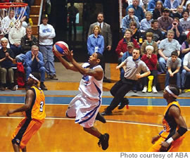 The Hawaii Hurricanes hope to bring on cool basketball action, like these ABA teams