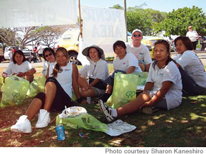 Ligaya, Gay, Marichu, Sharon, Edith, Clyde, Nenette and Suerte of Young Laundry & Drycleaning