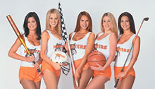 Hooters girls