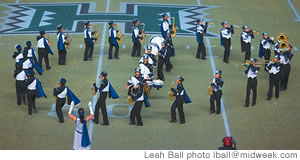 The Kailua band circles up