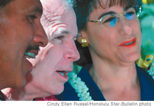 McCain with Lt. Gov. Duke Aiona and Gov. Linda Lingle